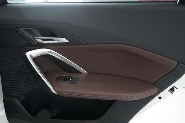 2024 BMW X1 xDrive20i U11