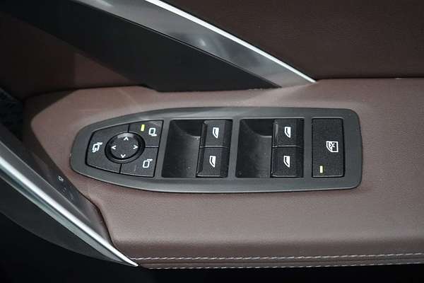 2024 BMW X1 xDrive20i U11