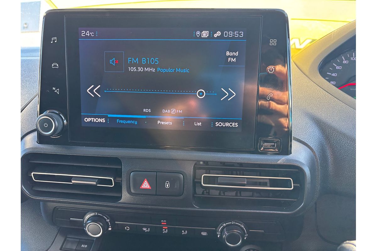 2022 Peugeot Partner Pro K9 LWB