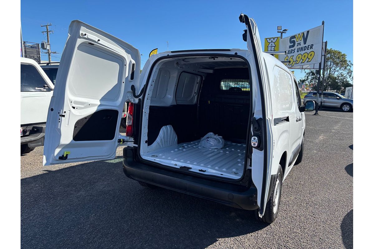 2022 Peugeot Partner Pro K9 LWB