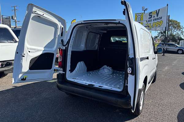 2022 Peugeot Partner Pro K9 LWB