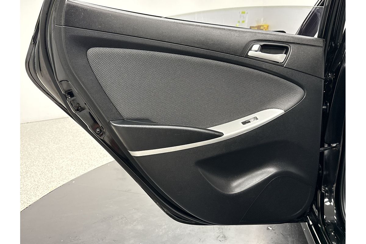 2012 Hyundai Accent Active RB