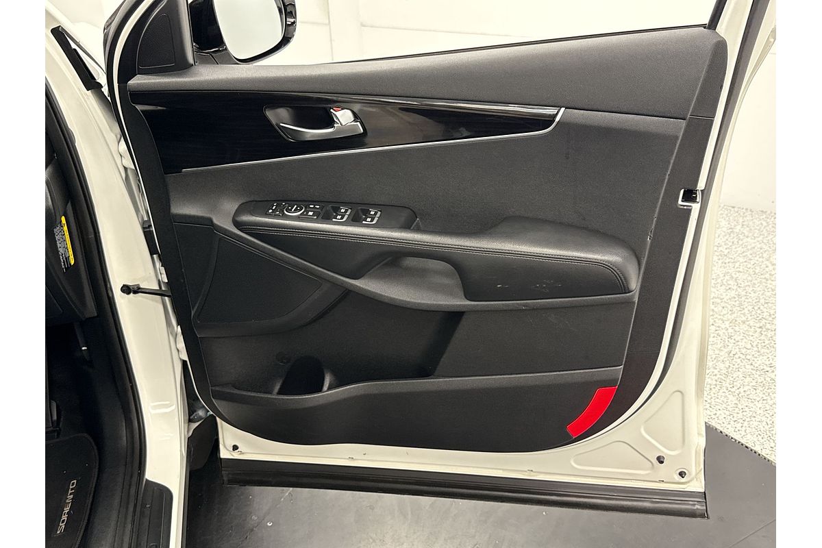 2020 Kia Sorento Si UM