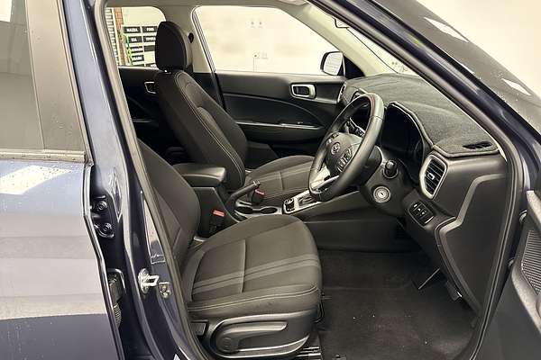 2020 Hyundai Venue Active QX.2