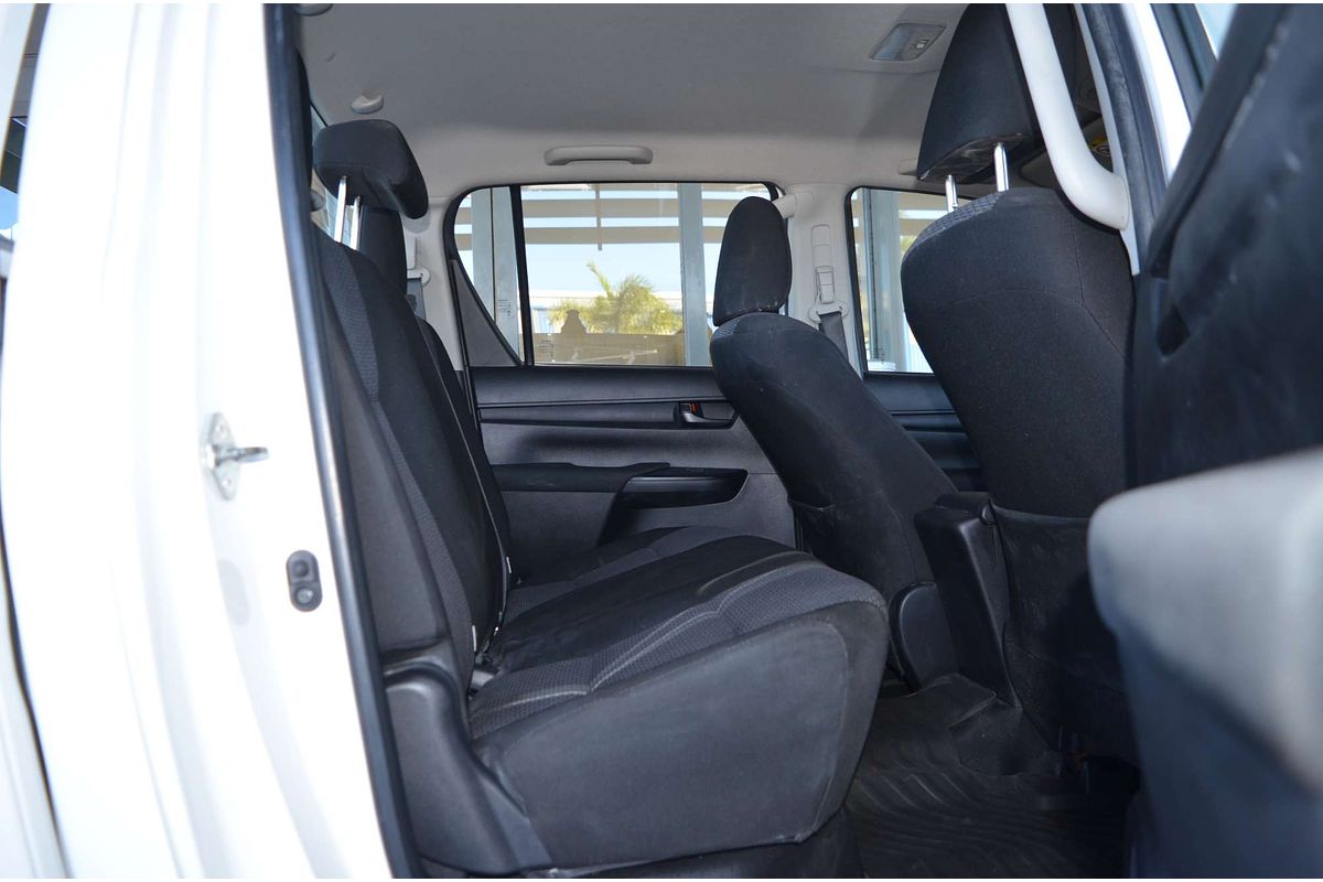 2015 Toyota Hilux Workmate GUN125R 4X4