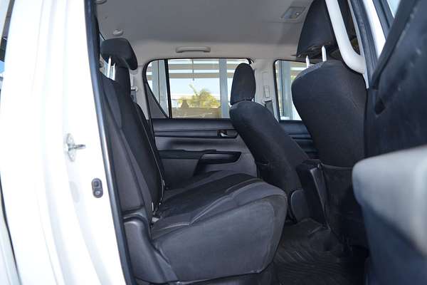 2015 Toyota Hilux Workmate GUN125R 4X4