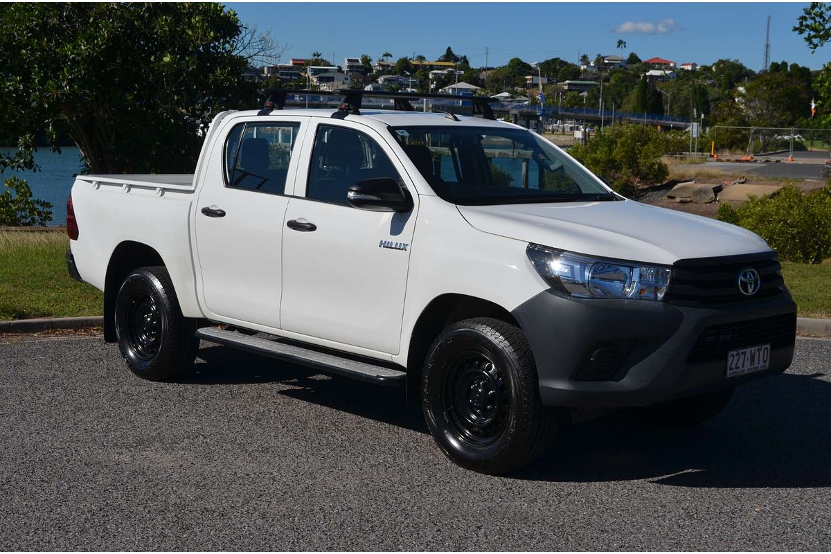 2015 Toyota Hilux Workmate GUN125R 4X4