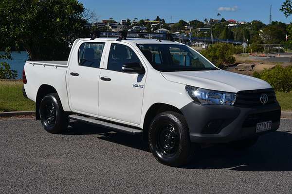 2015 Toyota Hilux Workmate GUN125R 4X4