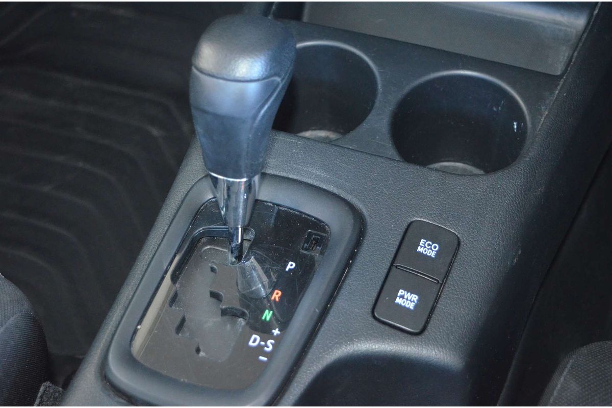 2015 Toyota Hilux Workmate GUN125R 4X4