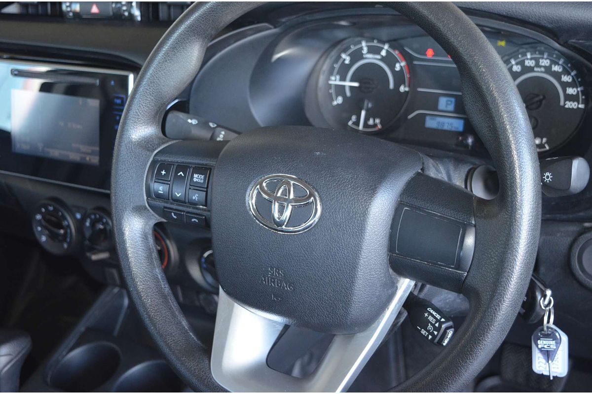 2015 Toyota Hilux Workmate GUN125R 4X4