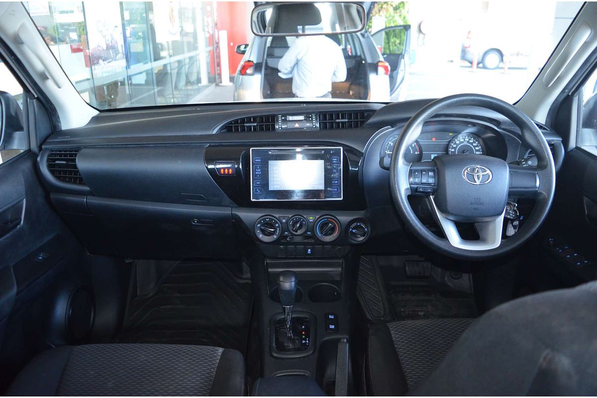 2015 Toyota Hilux Workmate GUN125R 4X4