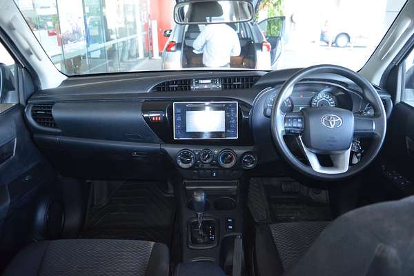 2015 Toyota Hilux Workmate GUN125R 4X4