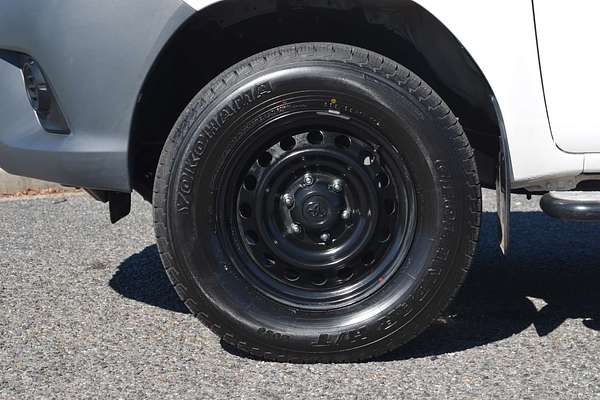 2015 Toyota Hilux Workmate GUN125R 4X4