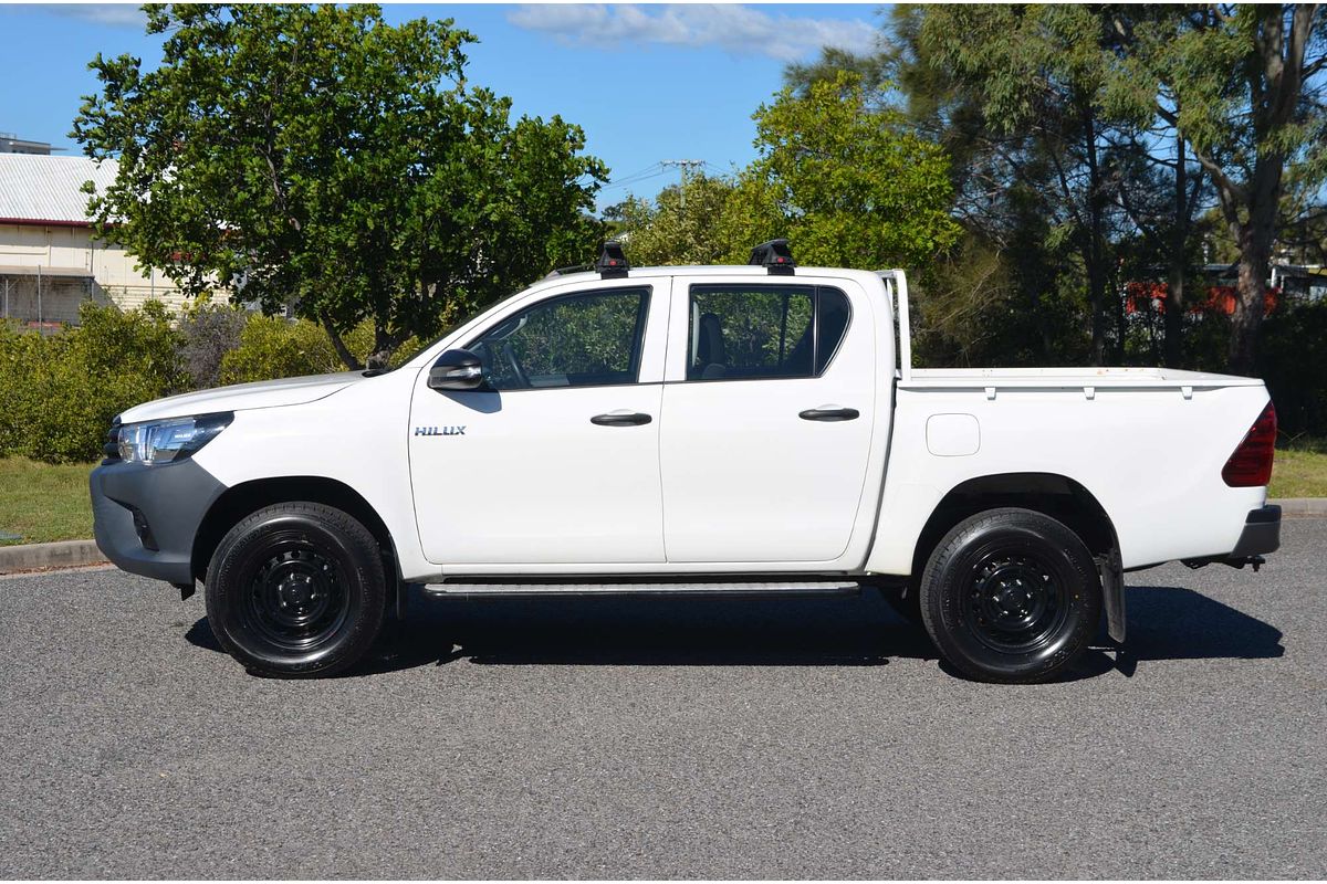 2015 Toyota Hilux Workmate GUN125R 4X4