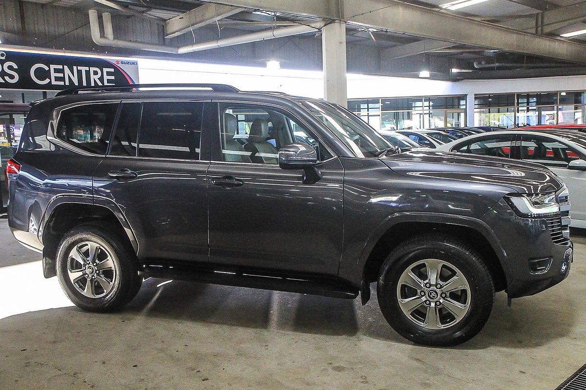 2021 Toyota Landcruiser VX FJA300R