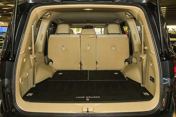 2021 Toyota Landcruiser VX FJA300R