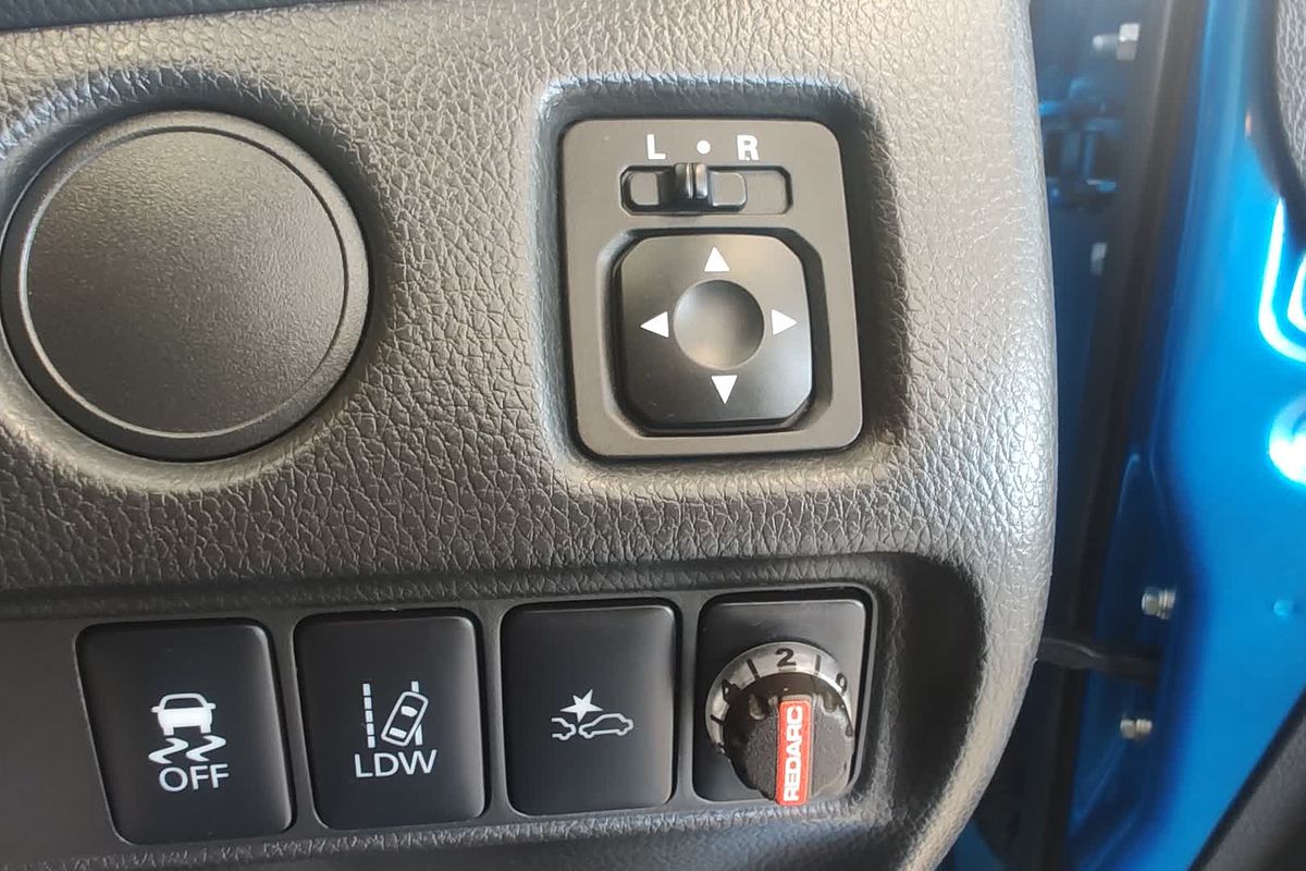 2021 Mitsubishi Triton GLX-R MR 4X4