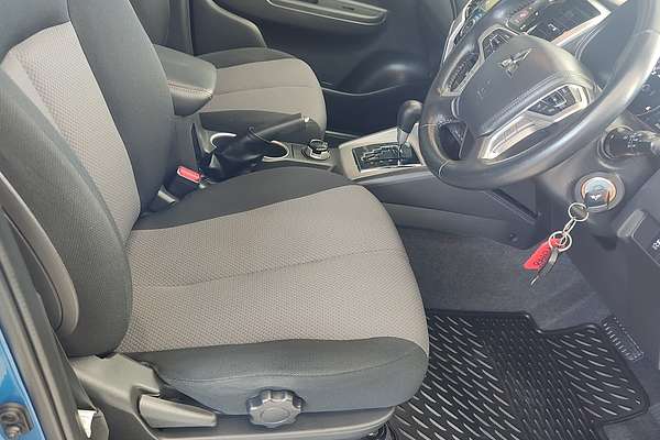 2021 Mitsubishi Triton GLX-R MR 4X4