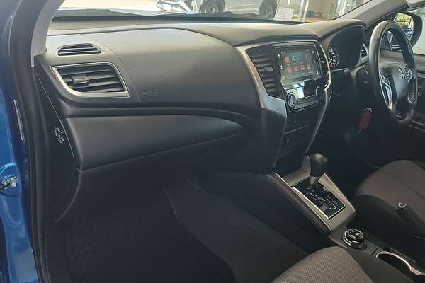 2021 Mitsubishi Triton GLX-R MR 4X4