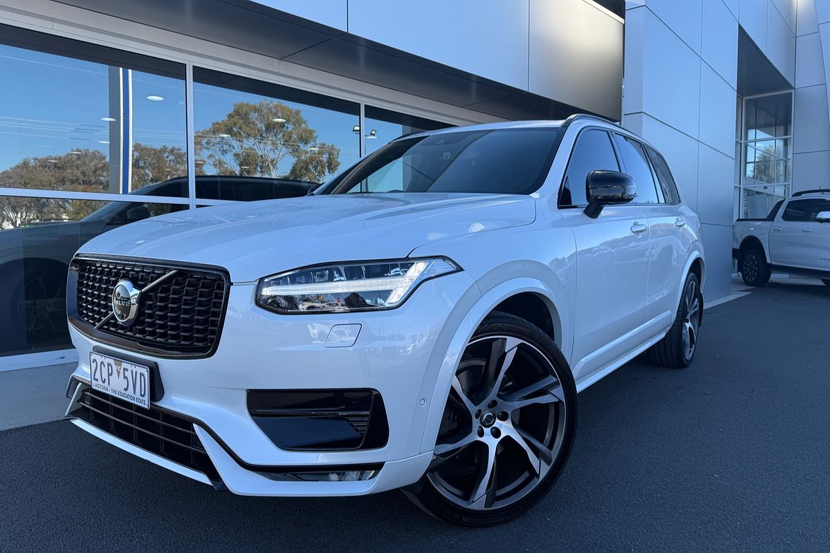 2021 Volvo XC90 T6 R-Design
