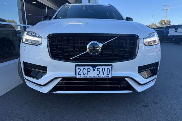 2021 Volvo XC90 T6 R-Design