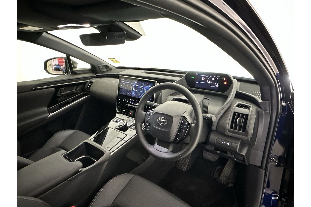 2024 Toyota bZ4X YEAM15R