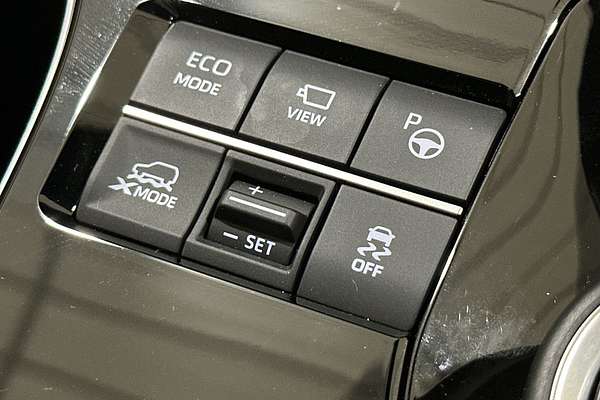 2024 Toyota bZ4X YEAM15R