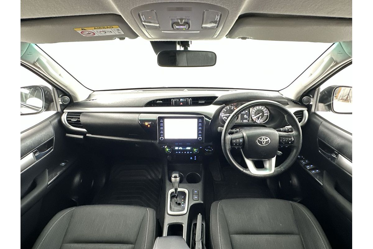 2022 Toyota Hilux SR5 GUN126R