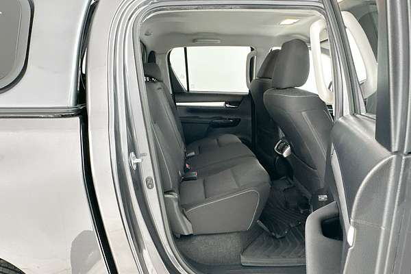 2022 Toyota Hilux SR5 GUN126R