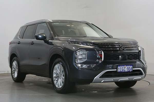 2024 Mitsubishi Outlander LS ZM