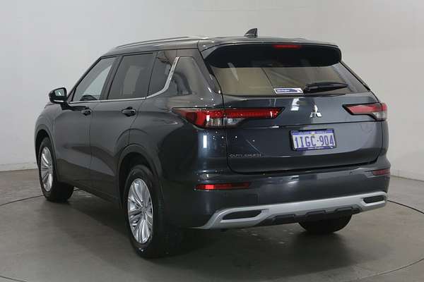 2024 Mitsubishi Outlander LS ZM