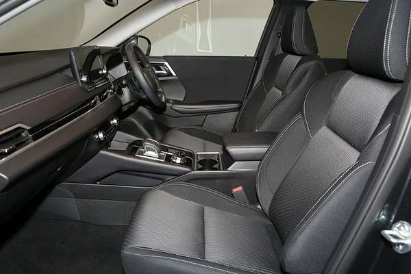 2024 Mitsubishi Outlander LS ZM