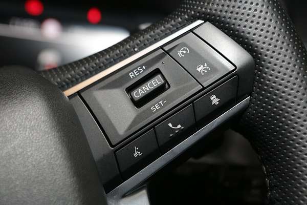 2024 Mitsubishi Outlander LS ZM