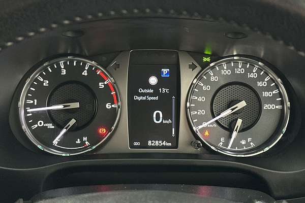 2022 Toyota Hilux SR5 GUN126R