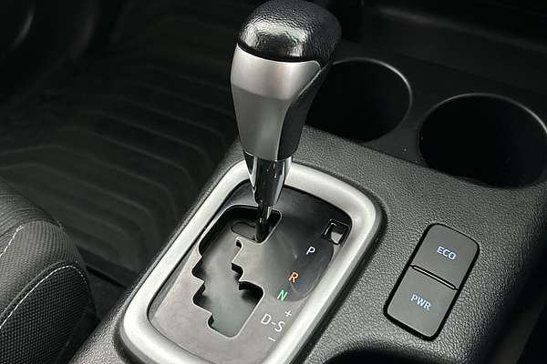 2022 Toyota Hilux SR5 GUN126R