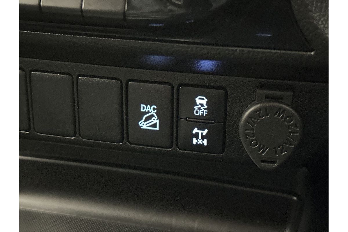 2022 Toyota Hilux SR5 GUN126R