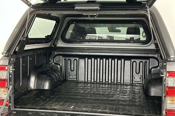 2022 Toyota Hilux SR5 GUN126R