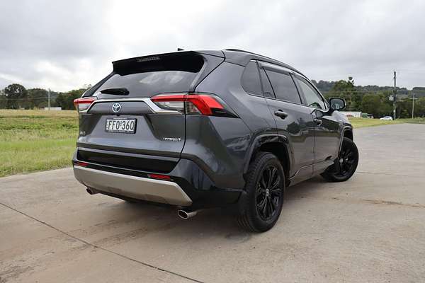 2024 Toyota RAV4 XSE AXAH52R