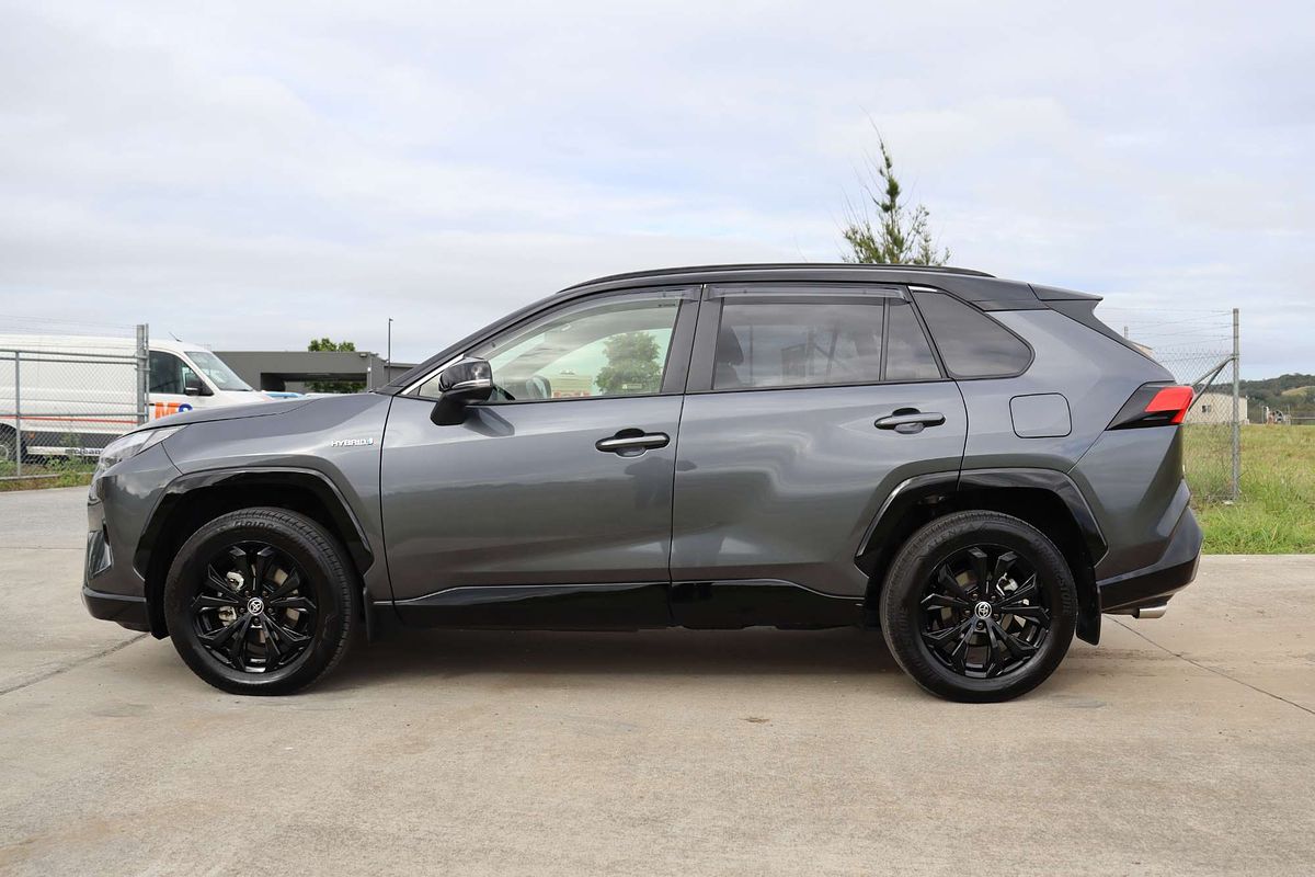 2024 Toyota RAV4 XSE AXAH52R
