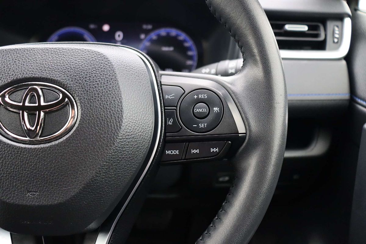 2024 Toyota RAV4 XSE AXAH52R