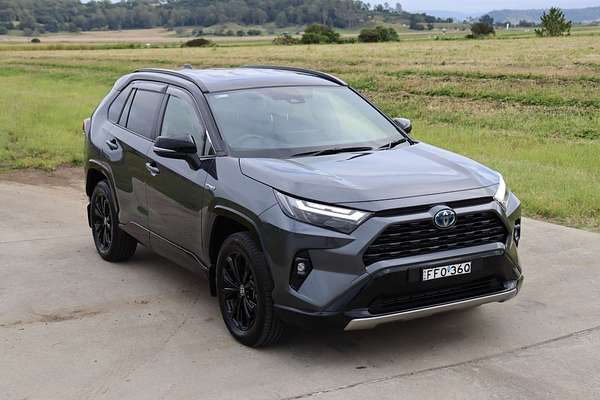 2024 Toyota RAV4 XSE AXAH52R