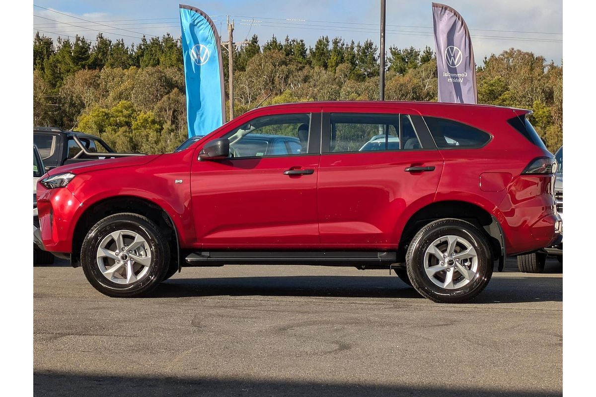 2025 Isuzu MU-X LS-M