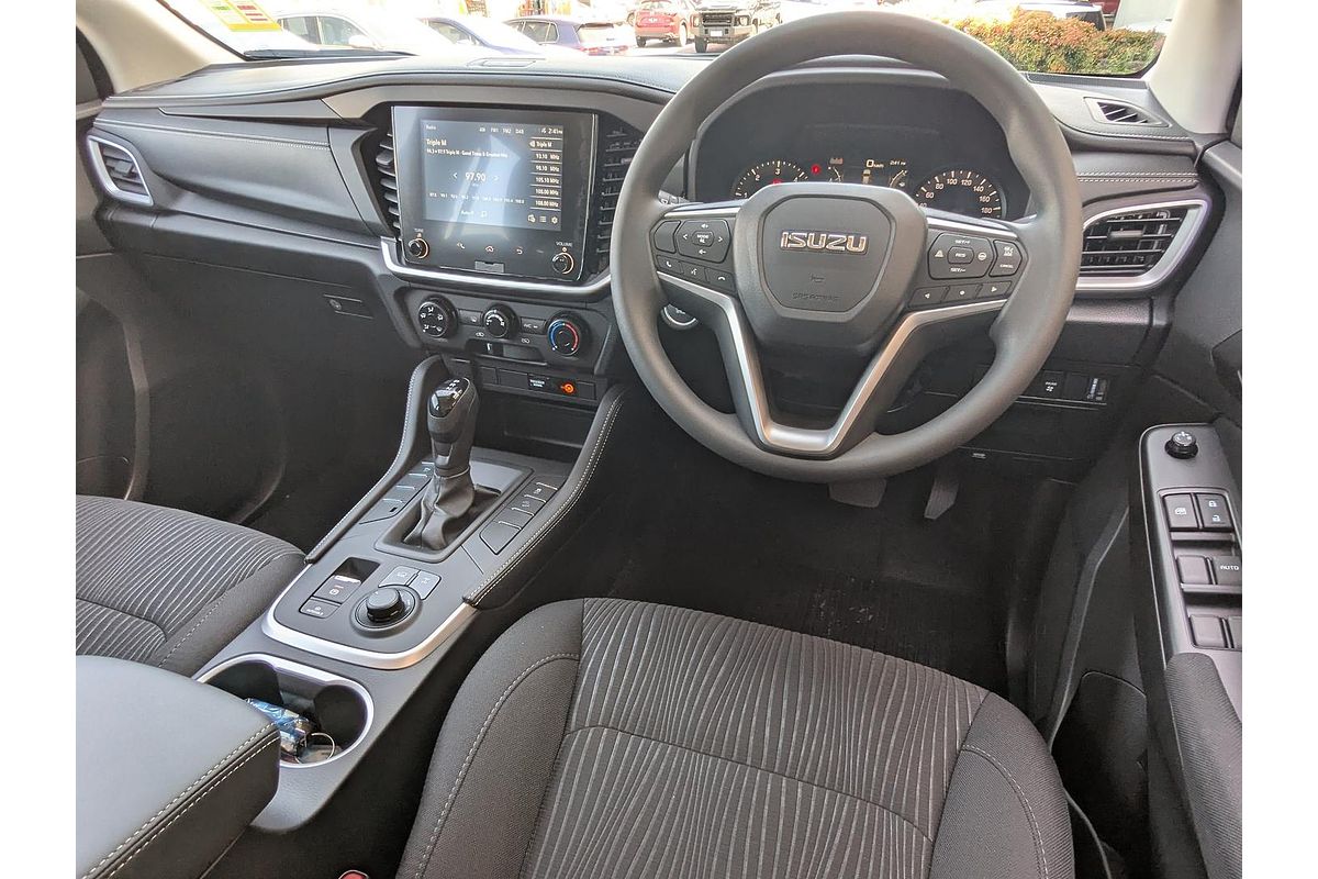 2025 Isuzu MU-X LS-M