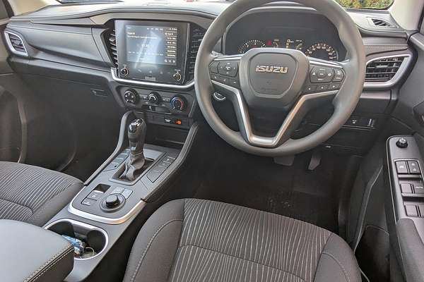 2025 Isuzu MU-X LS-M