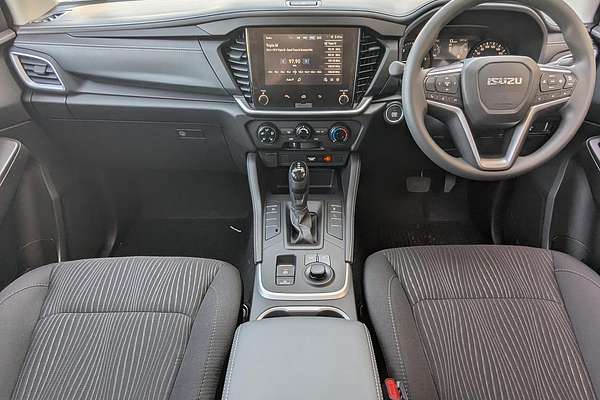 2025 Isuzu MU-X LS-M