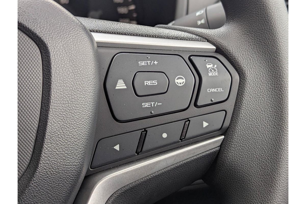 2025 Isuzu MU-X LS-M