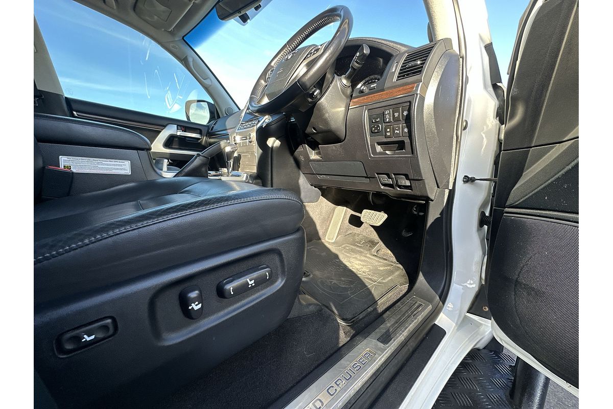 2020 Toyota Landcruiser VX VDJ200R