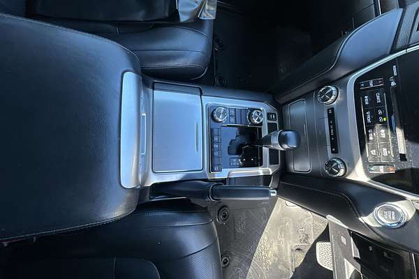 2020 Toyota Landcruiser VX VDJ200R
