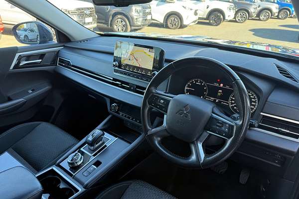 2021 Mitsubishi Outlander LS ZM