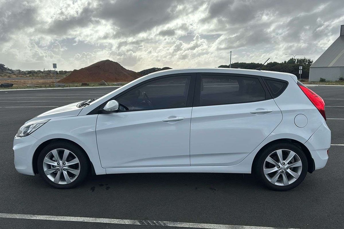 2018 Hyundai Accent Sport RB6